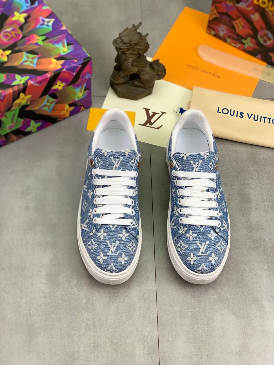 Men's men's shoes💰P520💰[New model]🆘High quality cowhide [Louis Vuitton]LV official website latest model🎁casual and fashionable men's shoes👟hot style💥simple and elegant style, exclusive for trendy men. Unique official website latest brand elements👑original decoration, fashionable and generous, the fabric is made of original denim➕comfortable and breathable mesh lining➕cow leather feet ✅The official website specifies wear-resistant casual outsole, the classic model is taken in real life🎬Color: 6️⃣colors available😍Number of codes: 38-44 Full set of packaging